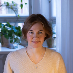 Lina_skrivbord_färg_251Kb.jpg